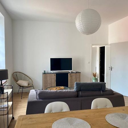 Charmant T2 De 48M2 Au Coeur Du Village De Lezignan-Corbieres Exterior photo